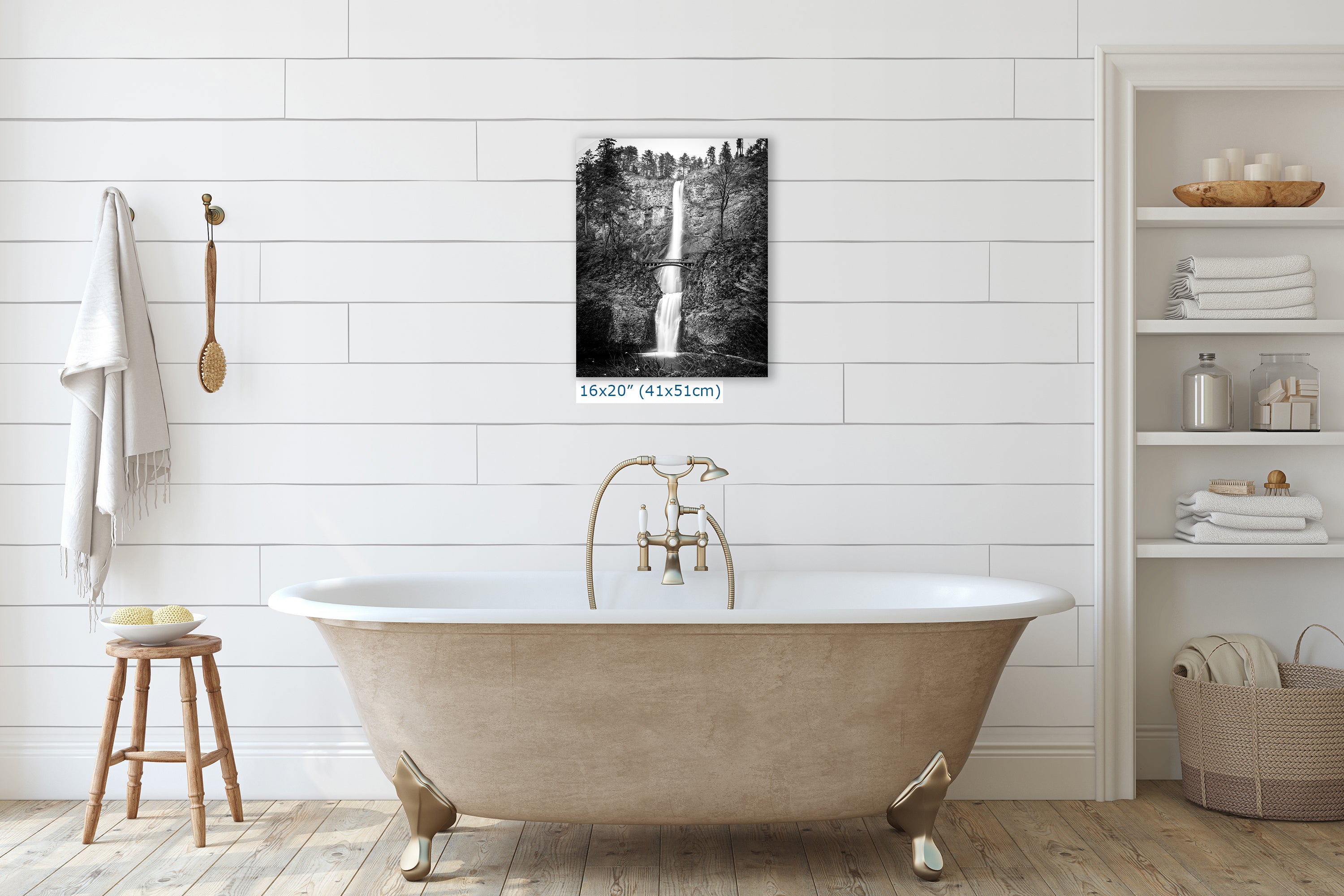 Multnomah Waterfall Picture Nature Photo, Black and White, Pacific Northwest Oregon Picture Relaxation Artwork, Columbia River Gorge for Meditation, House