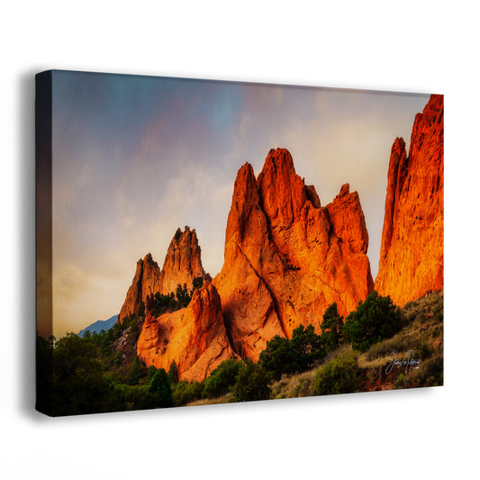 Garden of the Gods Colorado Mountain Picture, Vibrant Rocky Mountain Nature Photo for Meditation Relaxation and Bohemian Decor