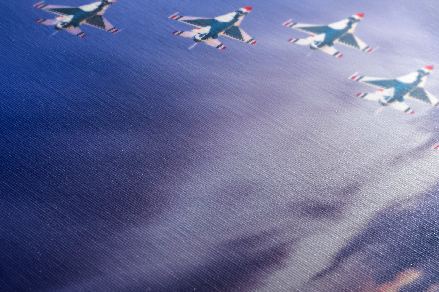 US Airforce Thunderbirds F-16 Fighting Falcon Aviation Artwork | Military Aircraft Wall Decor for Aviation Enthusiasts and Man Cave Decor