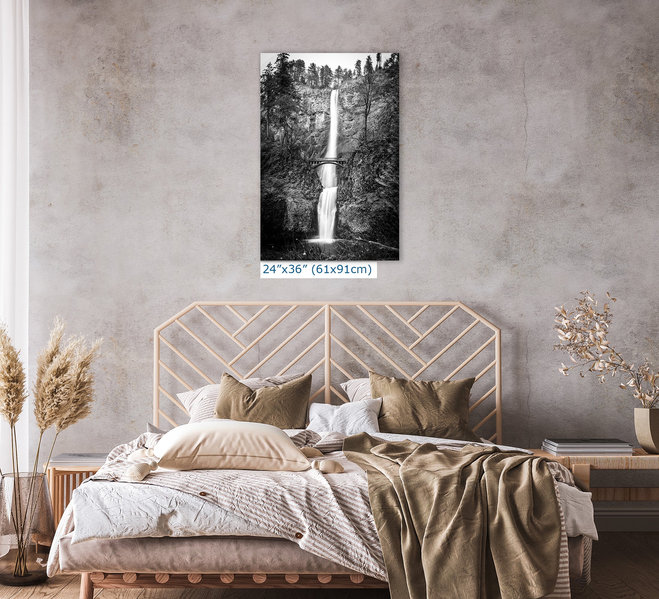 Multnomah Waterfall Picture Nature Photo, Black and White, Pacific Northwest Oregon Picture Relaxation Artwork, Columbia River Gorge for Meditation, House