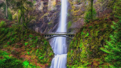Multnomah Waterfall Picture Nature Photo, Pacific Northwest Oregon Picture Relaxation Artwork, Columbia River Gorge for Meditation, House